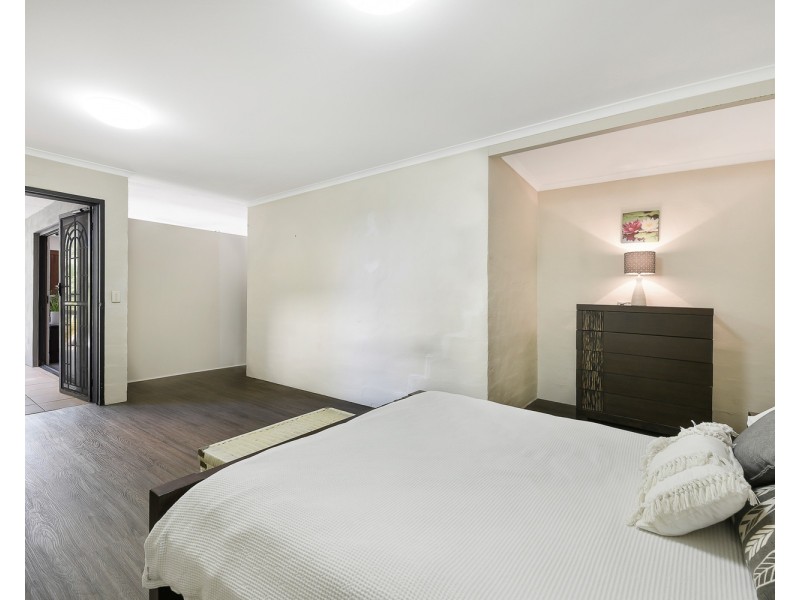 70 Neurum Road, Point Arkwright QLD 4573