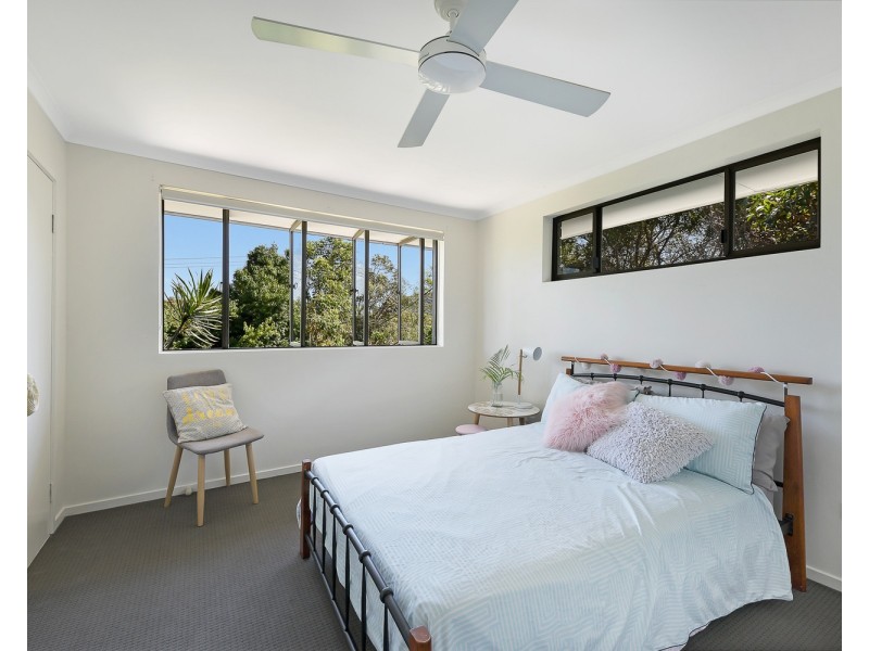 70 Neurum Road, Point Arkwright QLD 4573