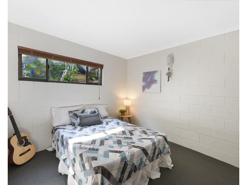 70 Neurum Road, Point Arkwright QLD 4573