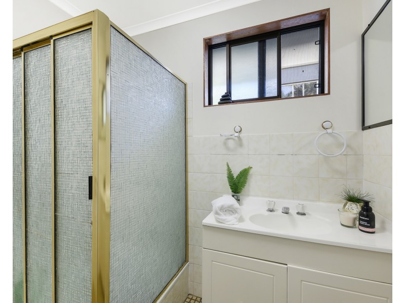 70 Neurum Road, Point Arkwright QLD 4573
