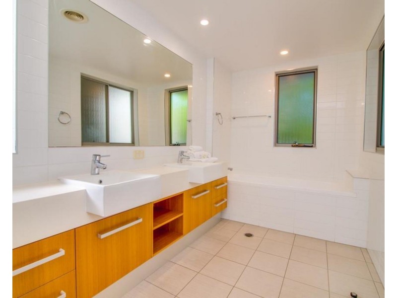 11/1838 David Low Way, Coolum Beach QLD 4573