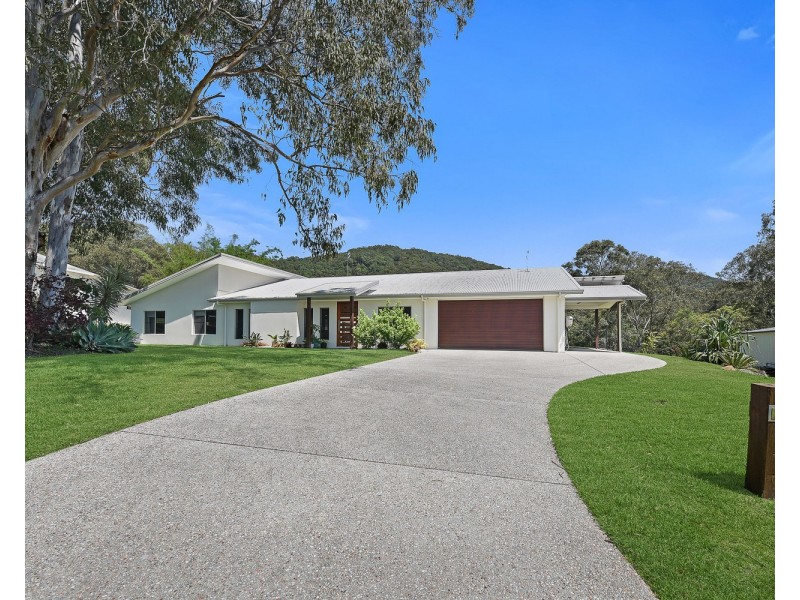 22 Celestial Court, Valdora QLD 4561