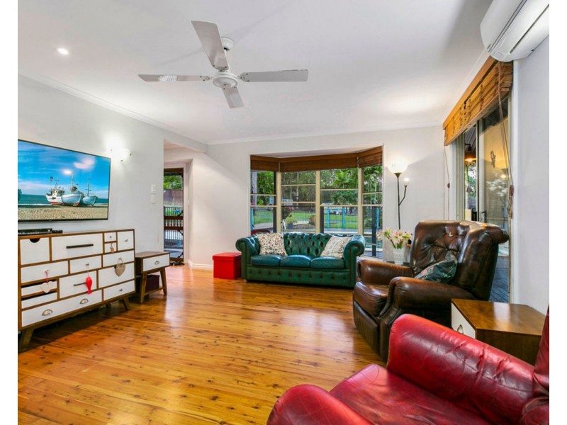 8 Glenrowan Close, Kulangoor QLD 4560