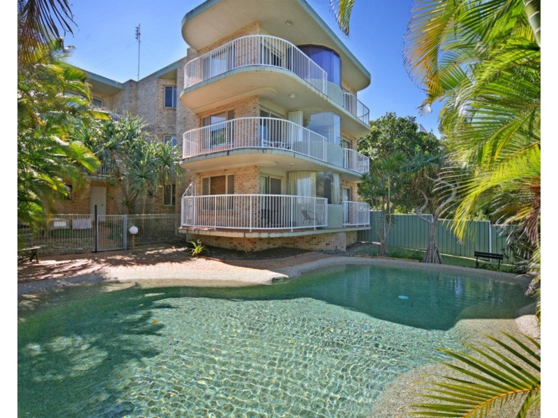 6/8 First Avenue, Coolum Beach QLD 4573