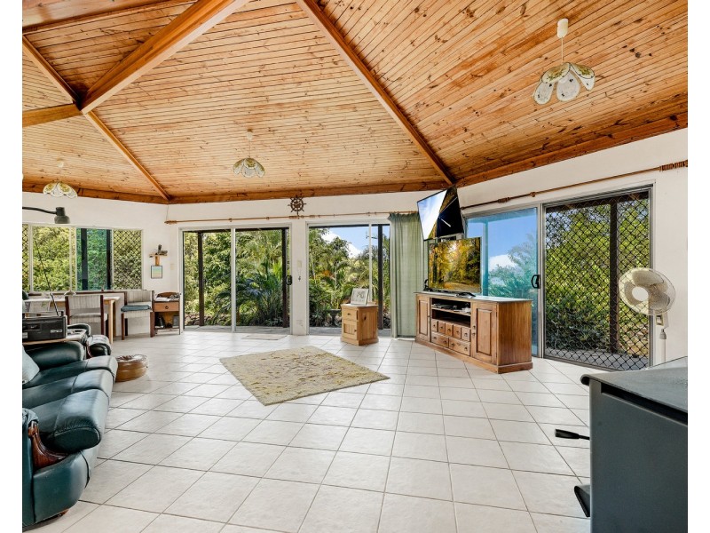 685 Cooloolabin Road, Cooloolabin QLD 4560