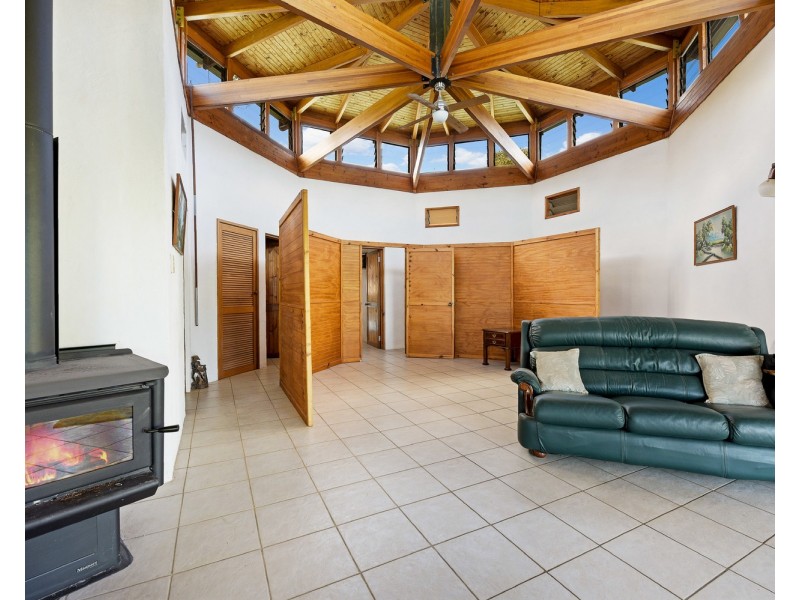 685 Cooloolabin Road, Cooloolabin QLD 4560