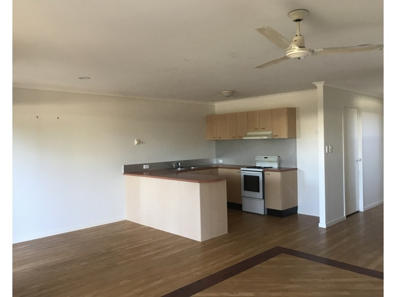 4/4 Greenview Close, Coolum Beach QLD 4573