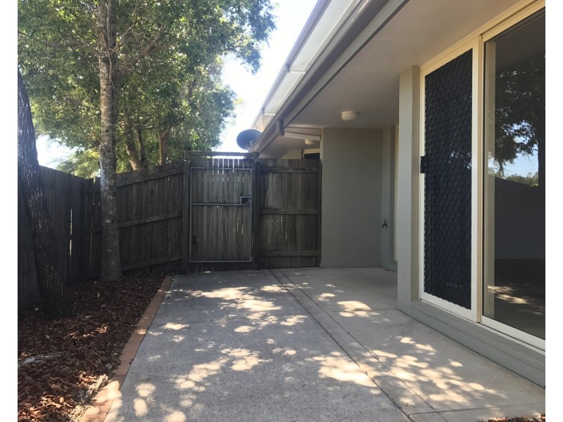 4/4 Greenview Close, Coolum Beach QLD 4573