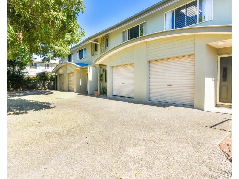 4/4 Greenview Close, Coolum Beach QLD 4573