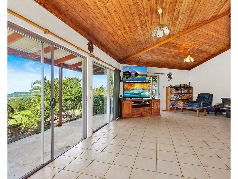 685 Cooloolabin Road, Cooloolabin QLD 4560