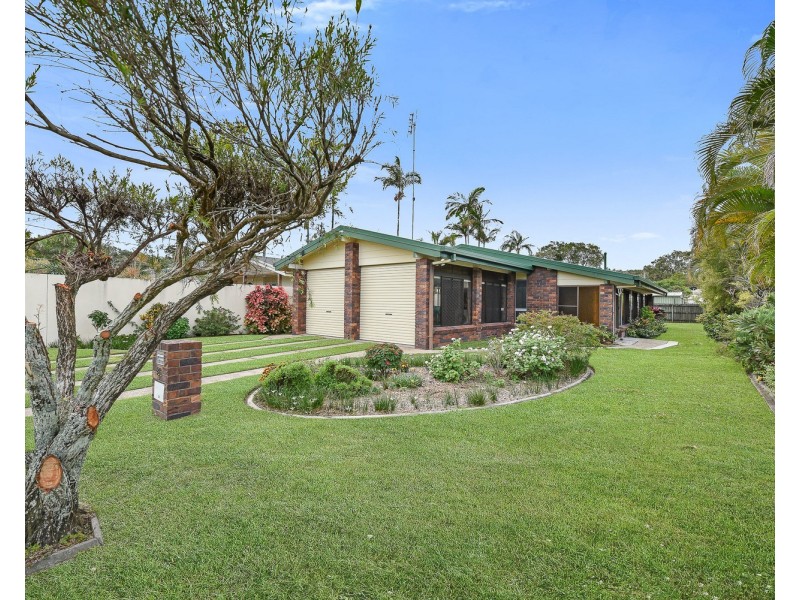 98 Banksia Avenue, Coolum Beach QLD 4573