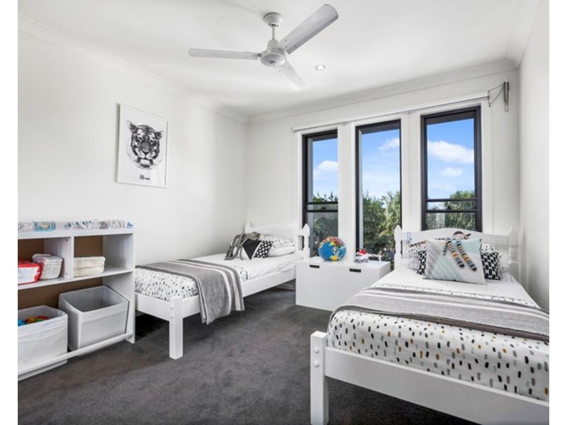 21 Bunya Grove, Peregian Springs QLD 4573