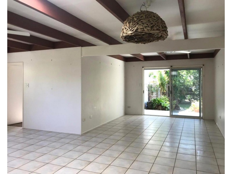 18 Cinnamon Avenue, Coolum Beach QLD 4573