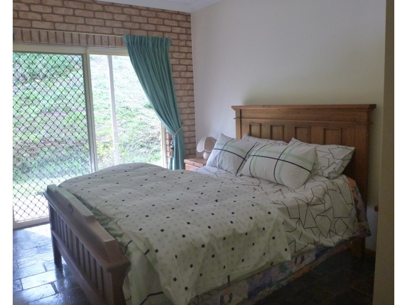 249 Upper Pinbarren Creek Road, Pinbarren QLD 4568