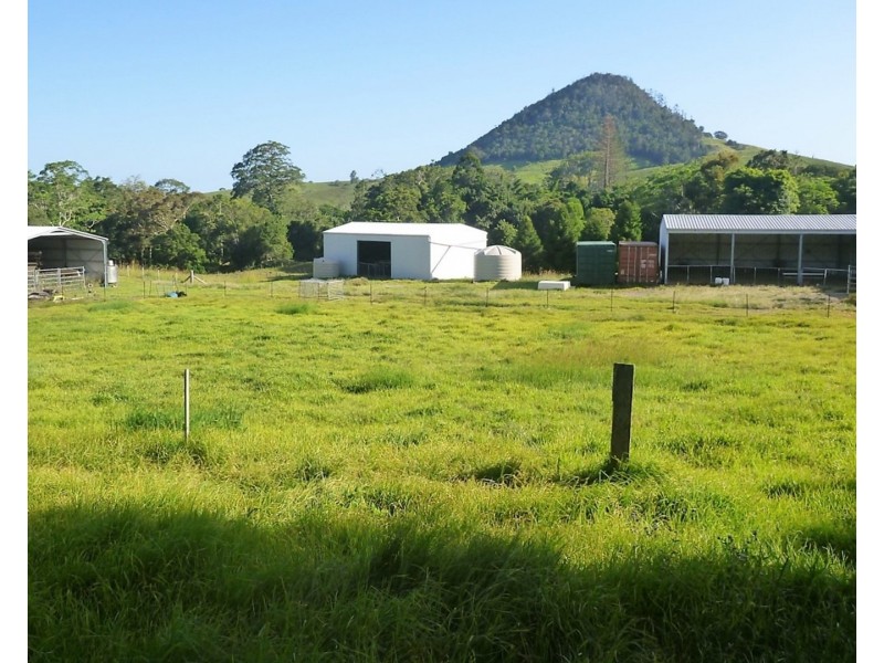 249 Upper Pinbarren Creek Road, Pinbarren QLD 4568