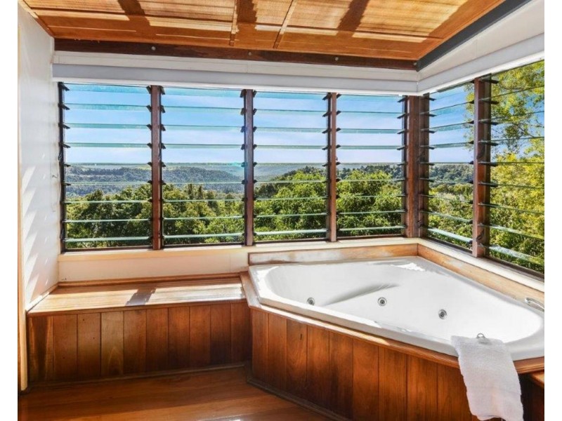 119 Bridge Creek Road, Maleny QLD 4552