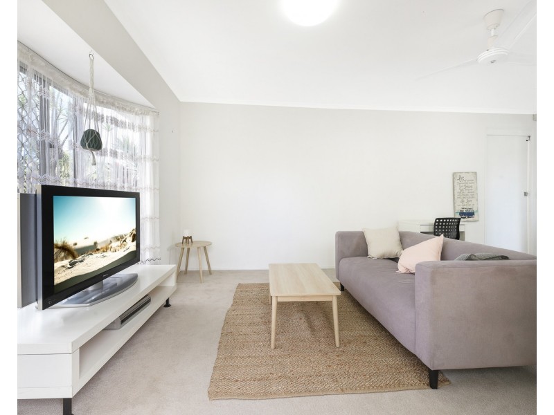 2 Karlee Court, Coolum Beach QLD 4573