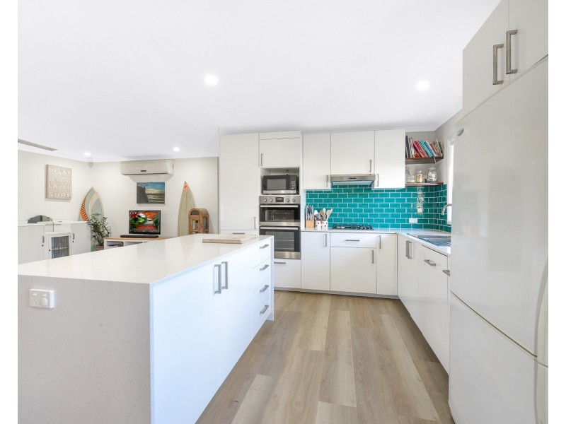 4 Karlee Court, Coolum Beach QLD 4573