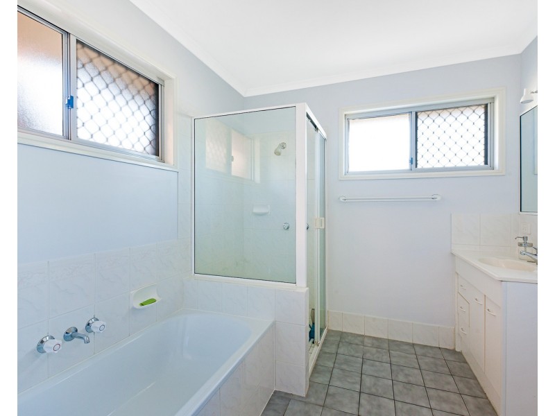 4 Karlee Court, Coolum Beach QLD 4573