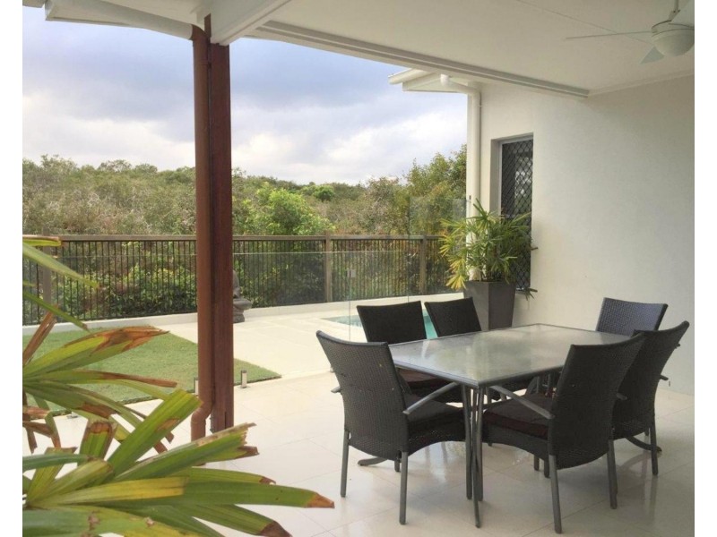 15 Breakers Place, Mount Coolum QLD 4573