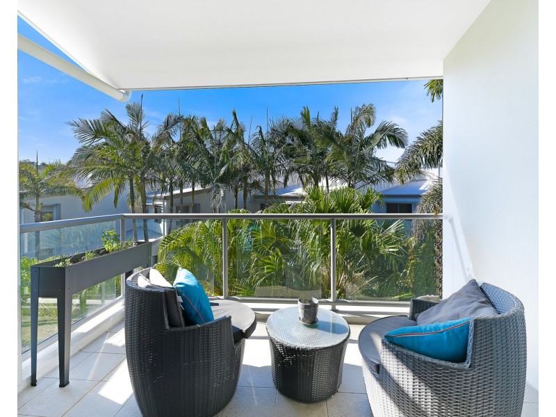 517/1838 David Low Way, Coolum Beach QLD 4573
