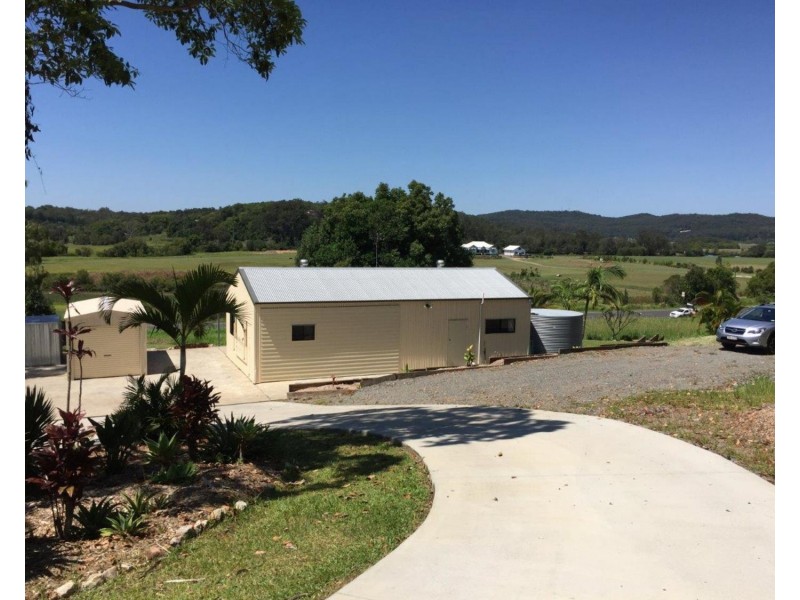 6 Valdora Road, Maroochy River QLD 4561