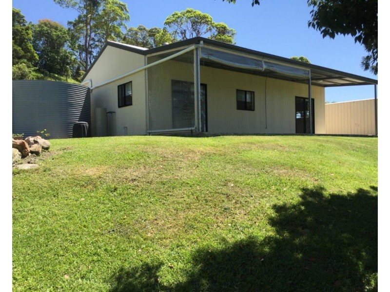 6 Valdora Road, Maroochy River QLD 4561