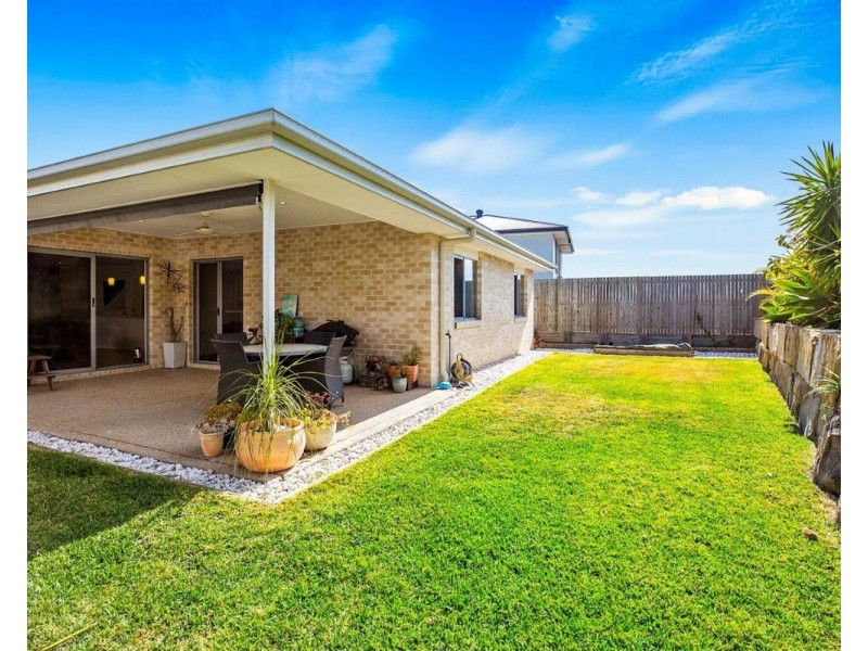7 Tomoka Close, Peregian Springs QLD 4573