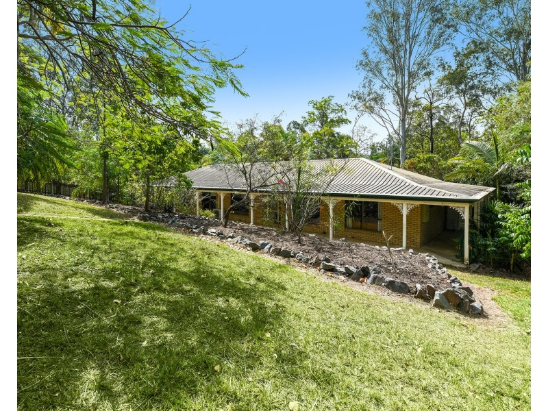 56 Landsborough Maleny Road, Landsborough QLD 4550