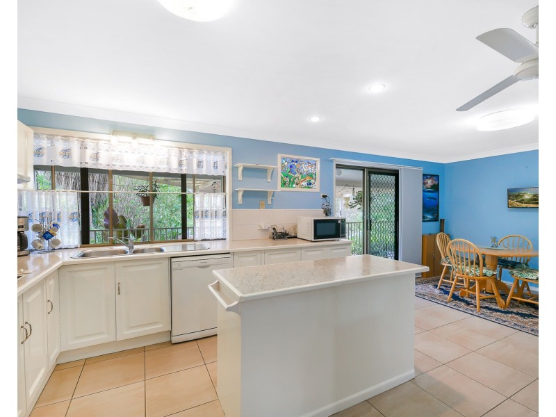 56 Landsborough Maleny Road, Landsborough QLD 4550