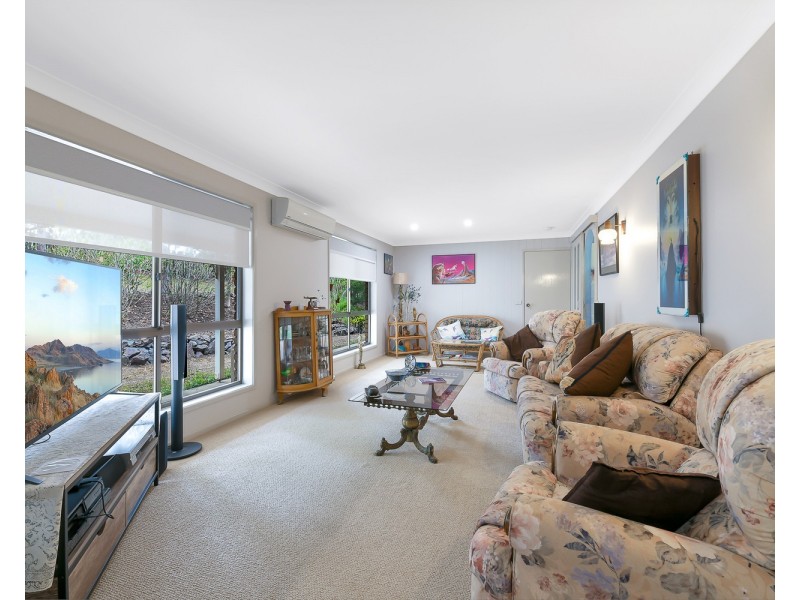 56 Landsborough Maleny Road, Landsborough QLD 4550