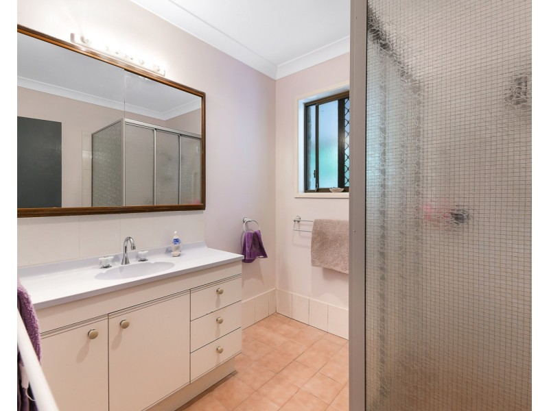 56 Landsborough Maleny Road, Landsborough QLD 4550