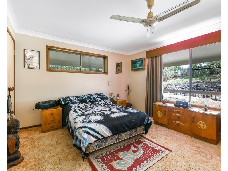 56 Landsborough Maleny Road, Landsborough QLD 4550