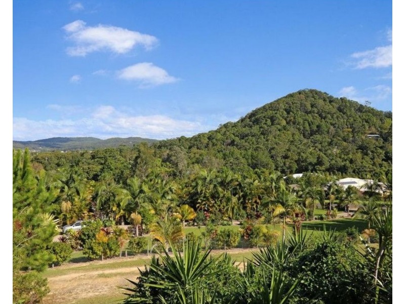 8 Warrener Place, Maroochy River QLD 4561