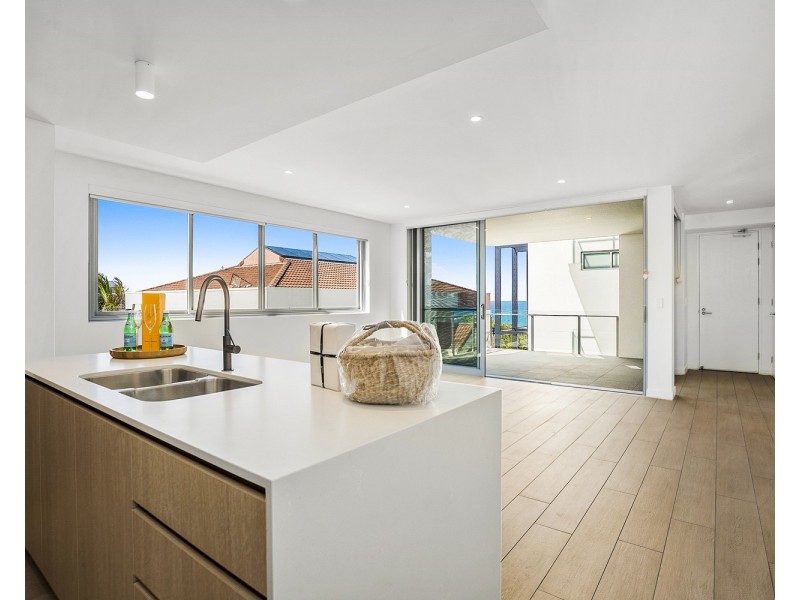 404/63 Coolum Terrace, Coolum Beach QLD 4573