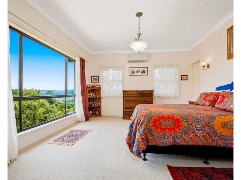 16 Mount Coolum Close, Maroochy River QLD 4561