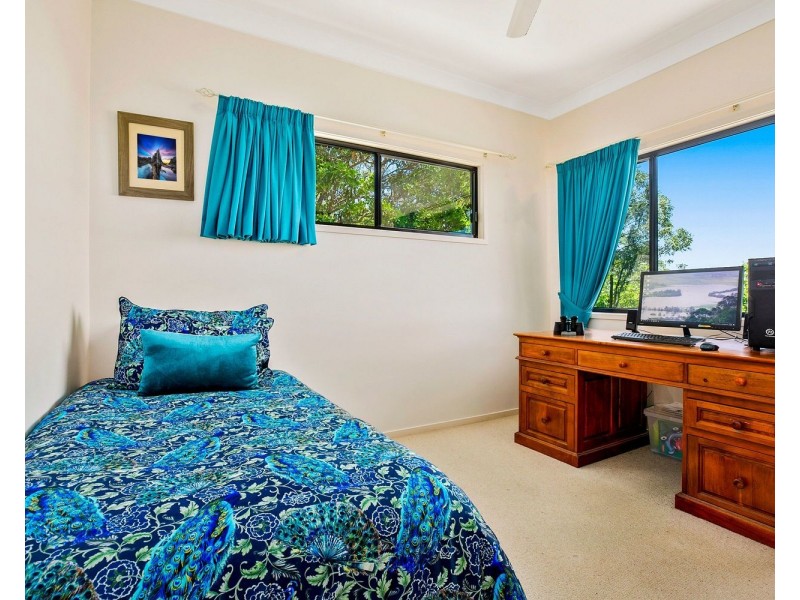 16 Mount Coolum Close, Maroochy River QLD 4561