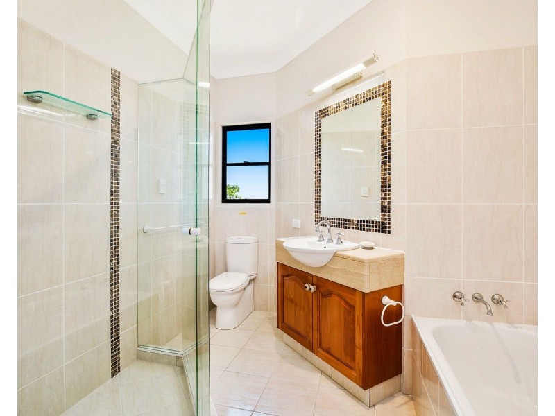 16 Mount Coolum Close, Maroochy River QLD 4561