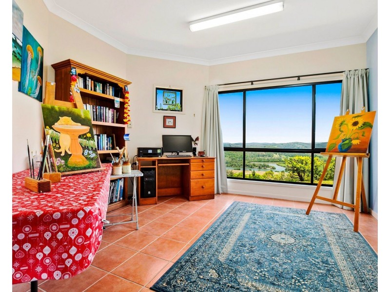 16 Mount Coolum Close, Maroochy River QLD 4561