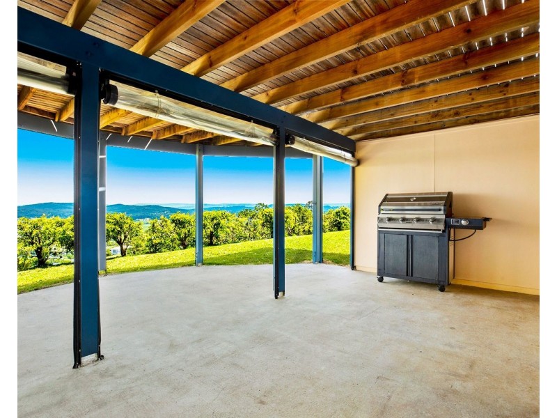 16 Mount Coolum Close, Maroochy River QLD 4561