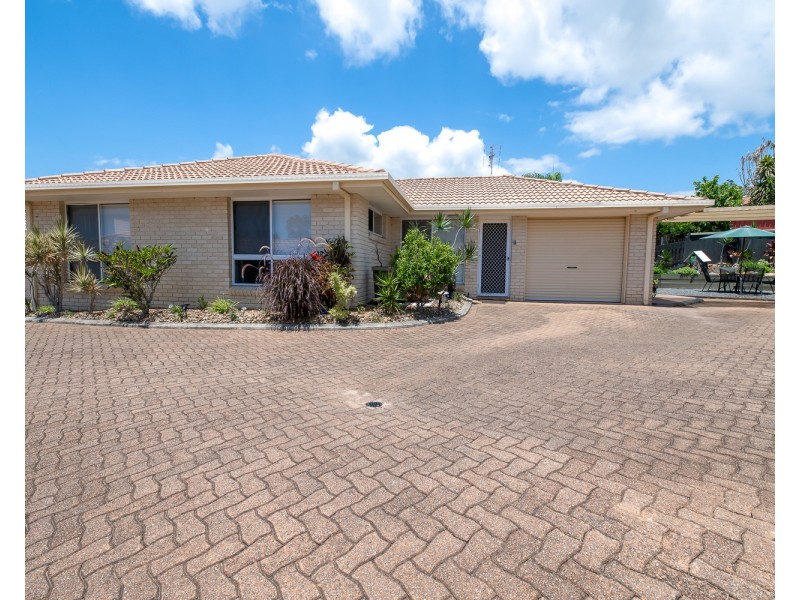 4/5 Kiata Court, Mount Coolum QLD 4573