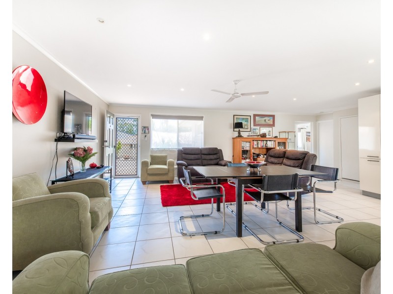 4/5 Kiata Court, Mount Coolum QLD 4573