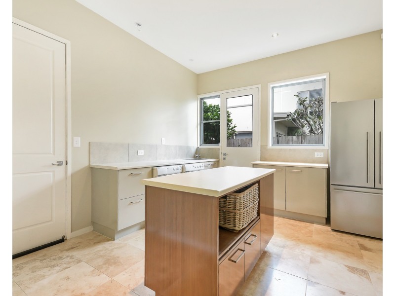 2 Makena Crescent, Coolum Beach QLD 4573