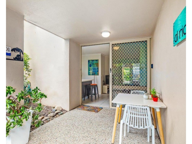 201/299 Weyba Road, Noosaville QLD 4566