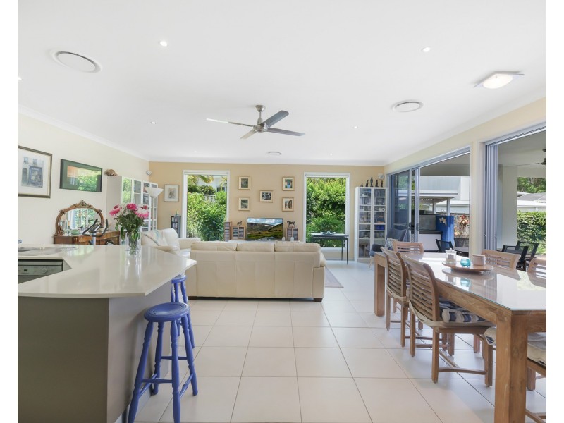 106 The Avenue, Peregian Springs QLD 4573