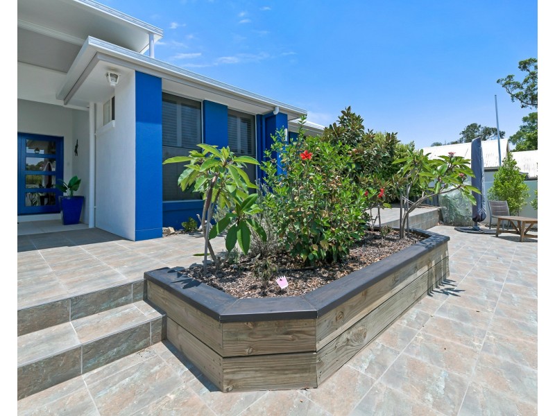 106 The Avenue, Peregian Springs QLD 4573
