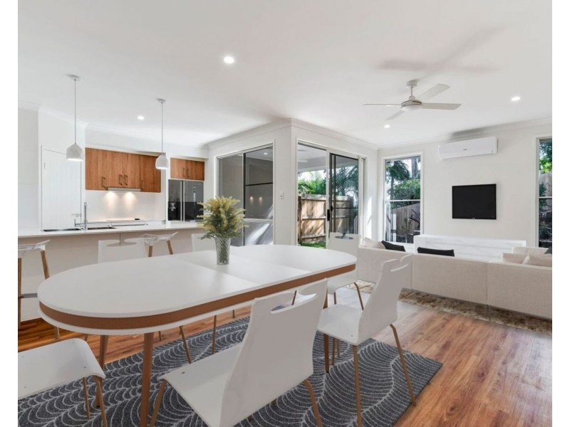 2/67D South Coolum Road, Coolum Beach QLD 4573