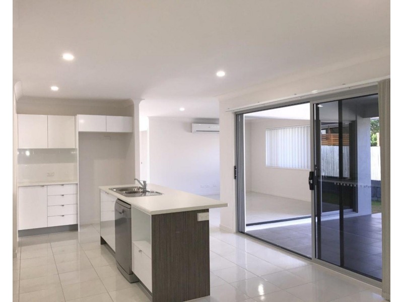 62a Augusta Circuit, Peregian Springs QLD 4573