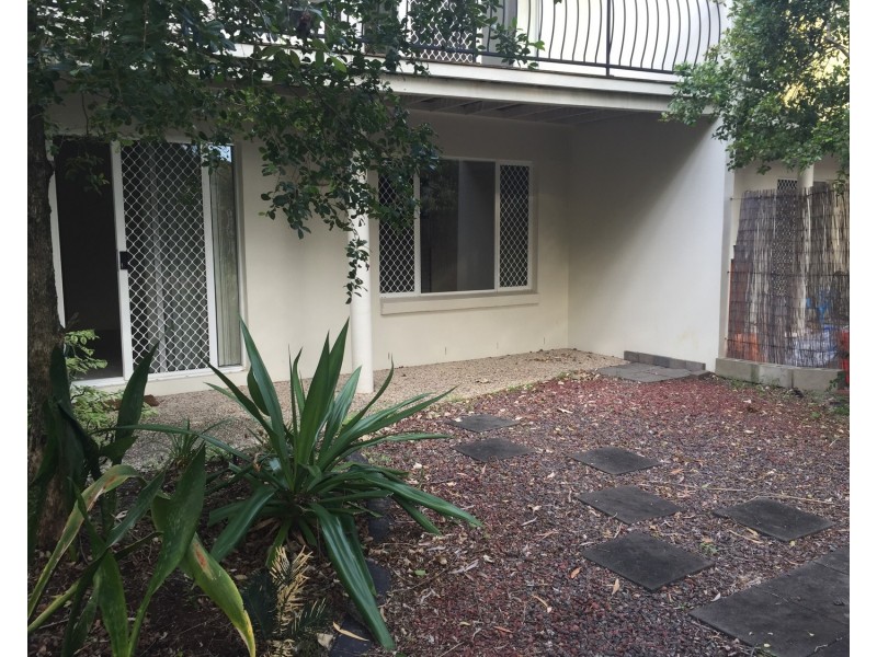 6/3 Beacon Court, Sunrise Beach QLD 4567