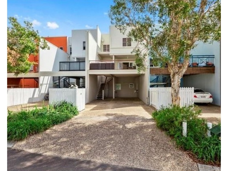9/8 Merchants Parade, Marcoola QLD 4564